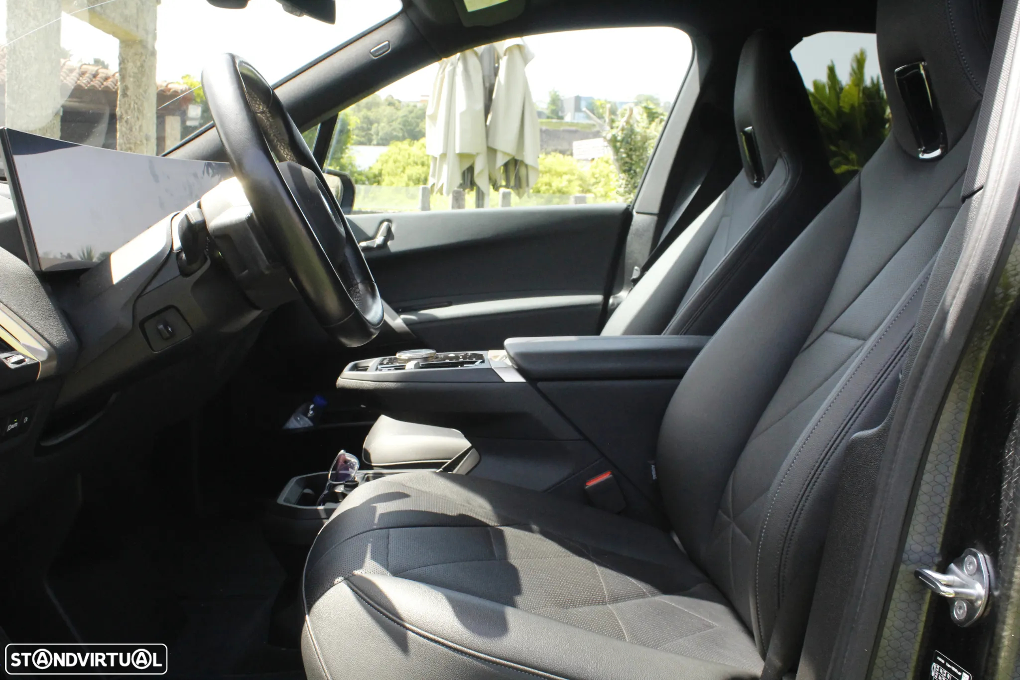 BMW iX xDrive 50 Pack Desportivo - 27