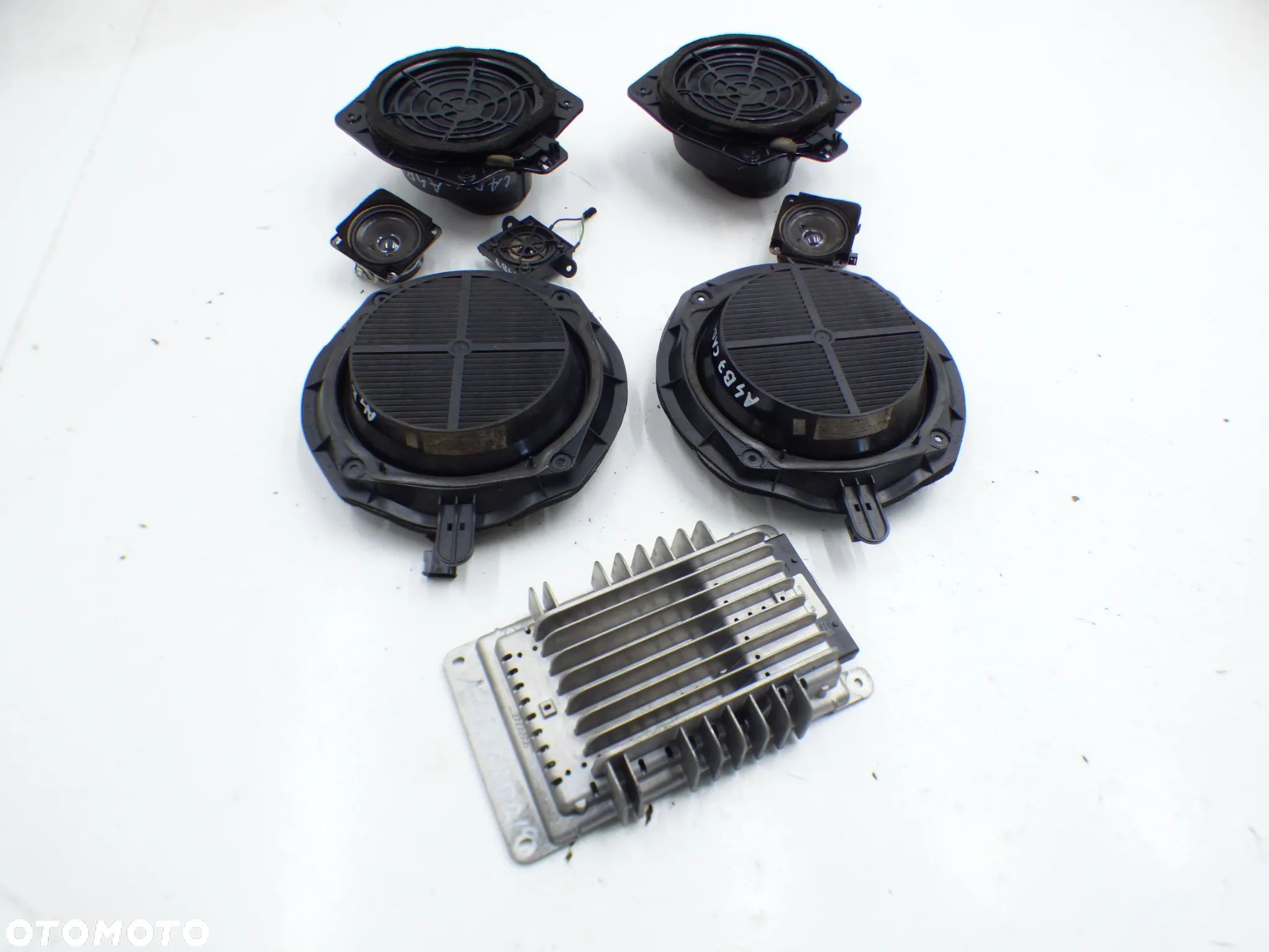 AUDI A4 B7 CABRIO GŁOŚNIKI WZMACNIACZ BOSE ZESTAW 8E0035411B GORLICE - 1