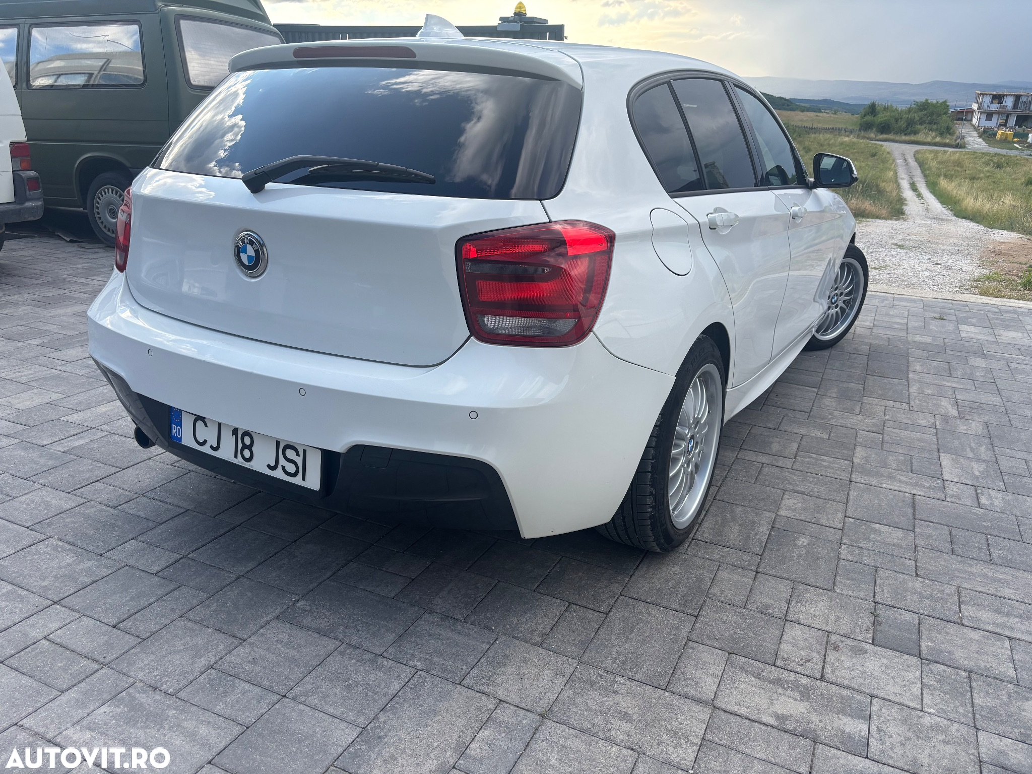 BMW Seria 1 118d - 13