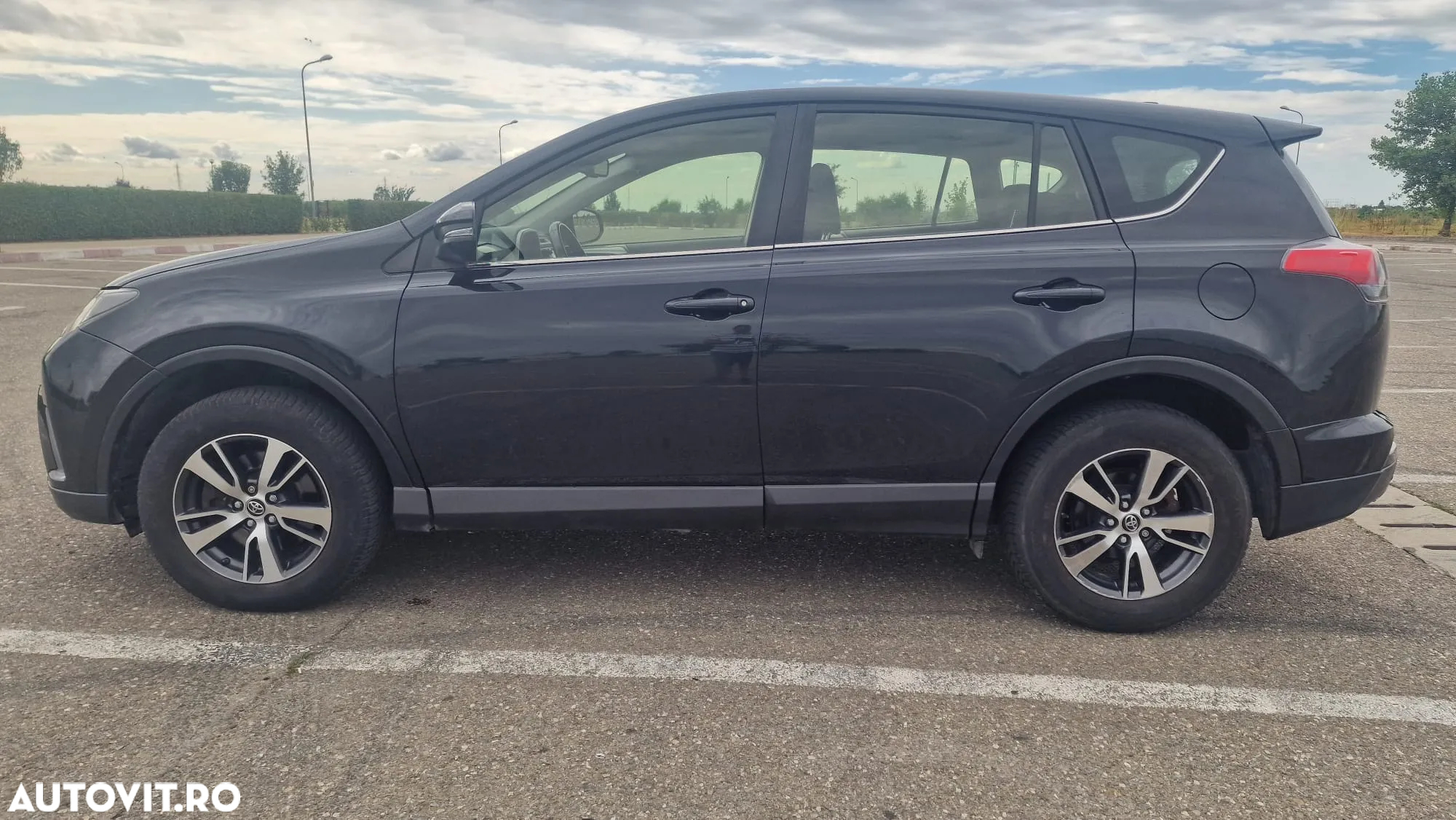 Toyota RAV4 2.0 D-4D 2WD Elegance - 14