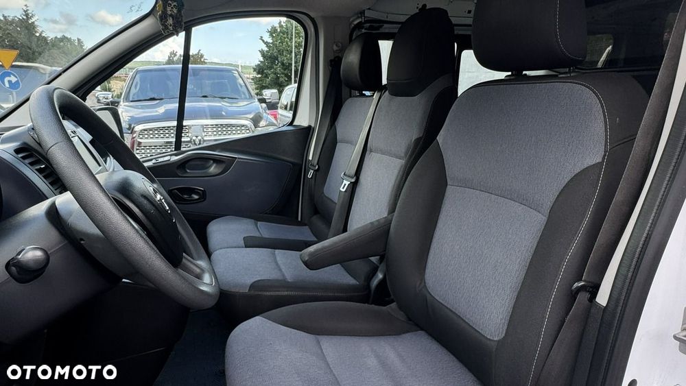 Opel Vivaro - 23