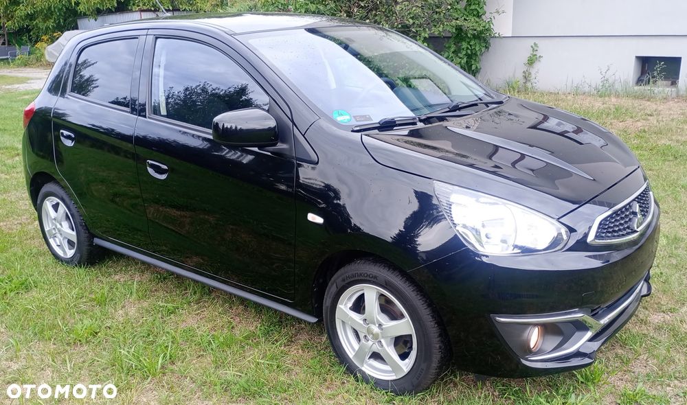 Mitsubishi Space Runner - 1