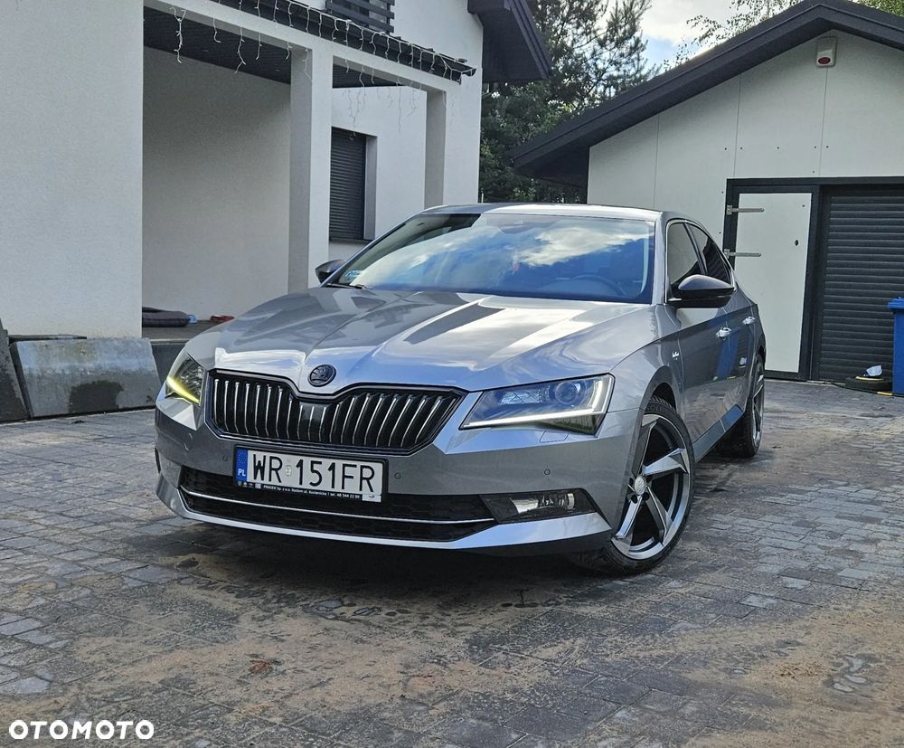 Skoda Superb 2.0 TDI L&K DSG - 1