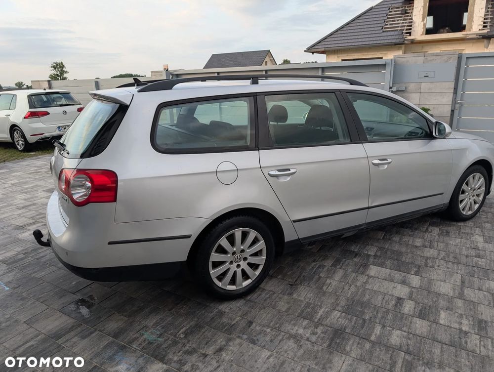 Volkswagen Passat 2.0 TDI DPF Trendline - 3