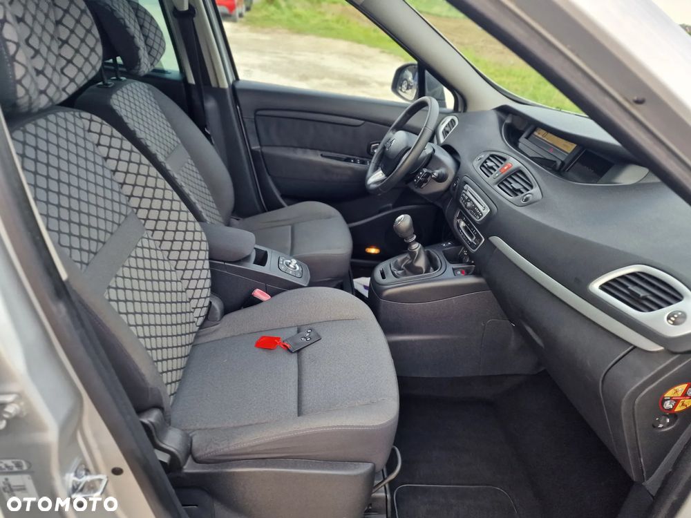 Renault Scenic 1.5dCi TomTom Edition - 27