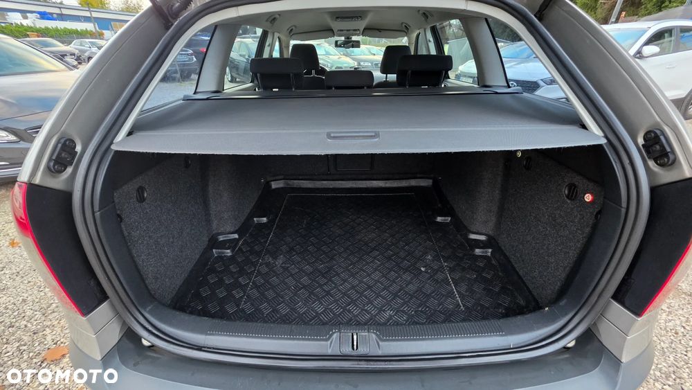 Skoda Octavia 1.8 TSI 4x4 Scout - 30