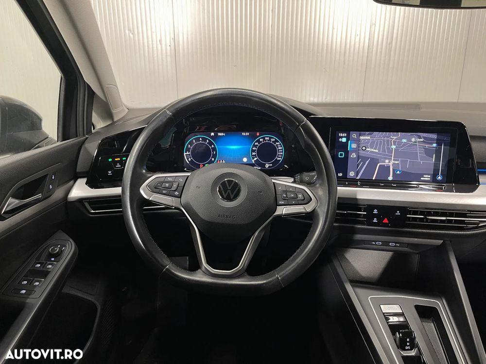 Volkswagen Golf 1.0 eTSI DSG MHEV Life - 7