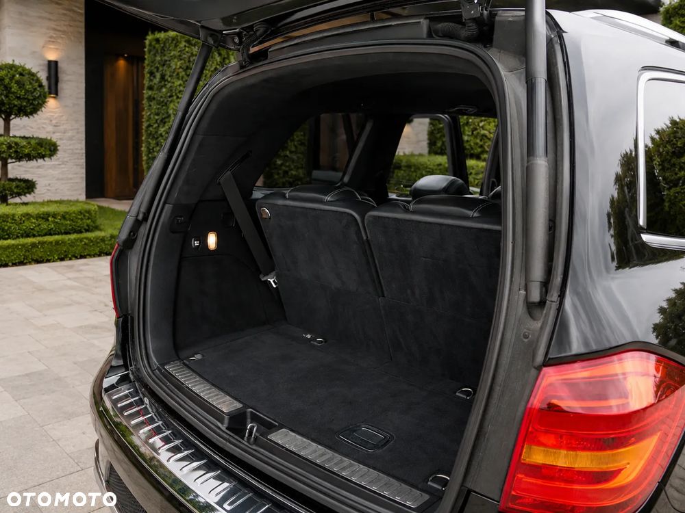 Mercedes-Benz GL 63 AMG - 21