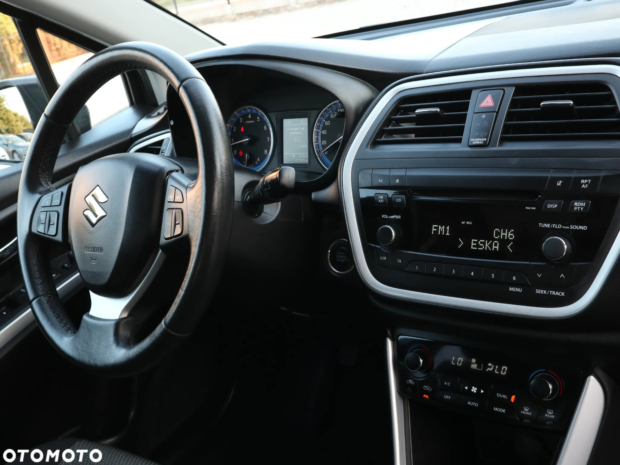 Suzuki SX4 S-Cross 1.6 Premium - 9