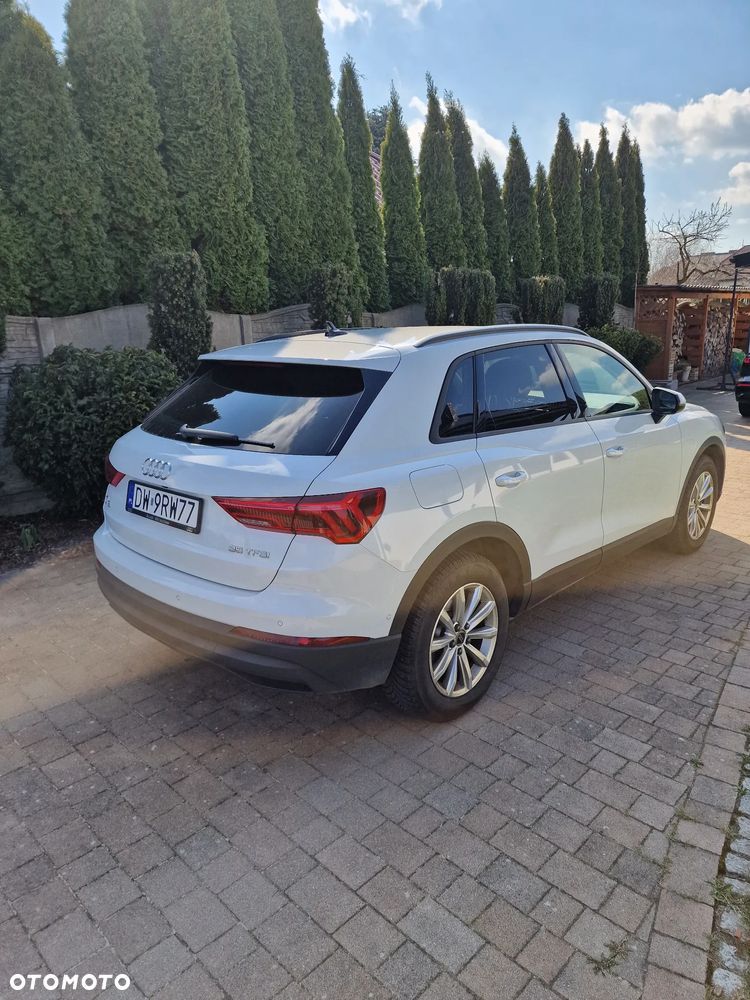 Audi Q3 35 TFSI S tronic - 4
