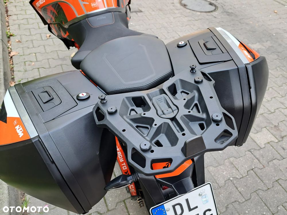 KTM Super Duke - 16