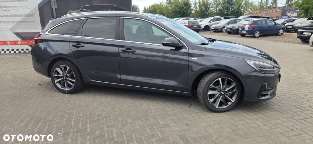 Hyundai i30 1.5 T-GDI 48V-Hybrid EDITION 30 - 16