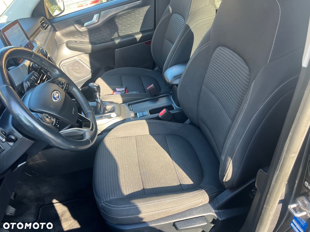 Ford Kuga 2.0 TDCi 4x2 Titanium - 39