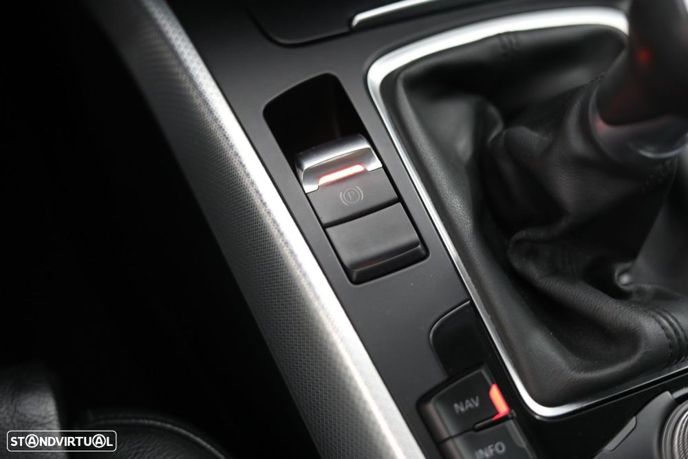 Audi A4 2.0 TDI - 17