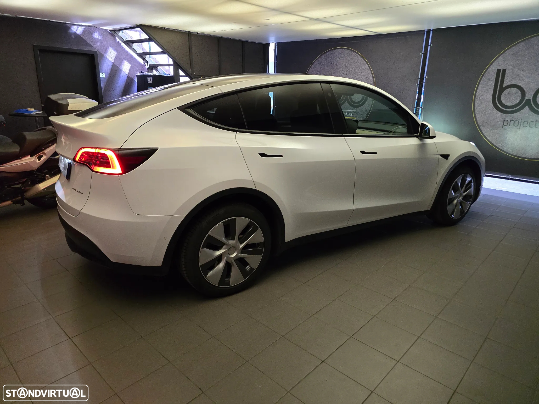 Tesla Model Y Long Range Tração Integral - 7