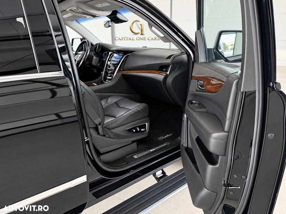 Cadillac Escalade ESV 6.2 V8 AWD AT Platinum - 9