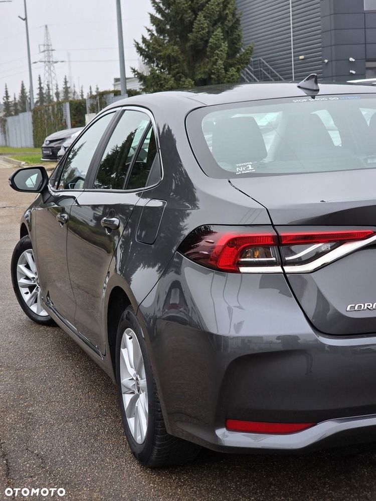 Toyota Corolla 1.8 Hybrid Comfort - 9