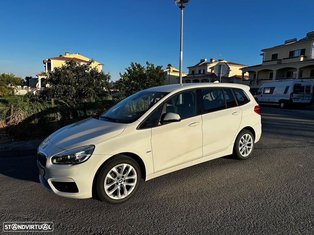 BMW 216 Gran Tourer - 1