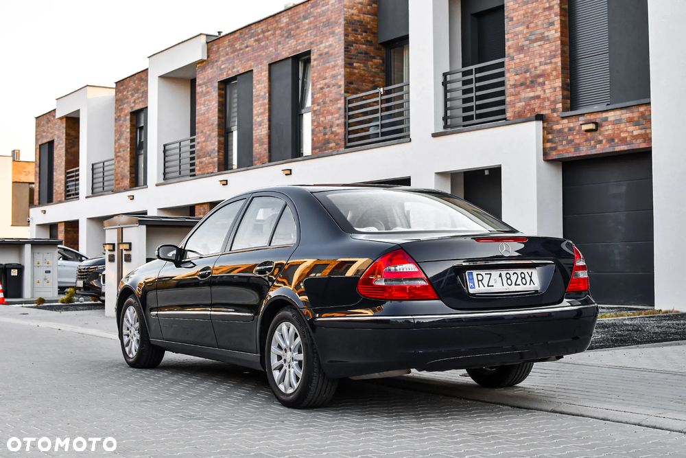 Mercedes-Benz Klasa E 200 Kompressor Automatik Elegance Sport Edition - 5
