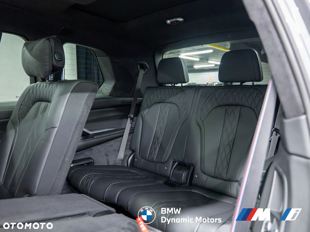 BMW X7 xDrive40i - 27