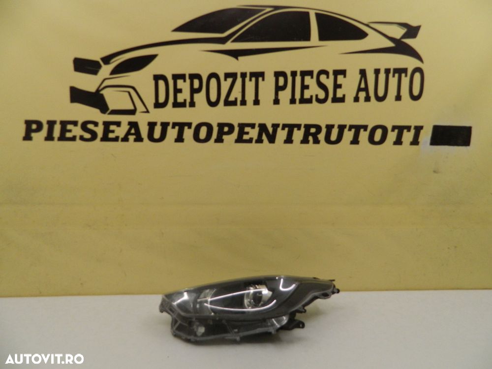 Far stanga Toyota Yaris Halogen cu lupa, 2020, 2021, 2022, 2023, 2024, cod origine EUKO-6. - 2