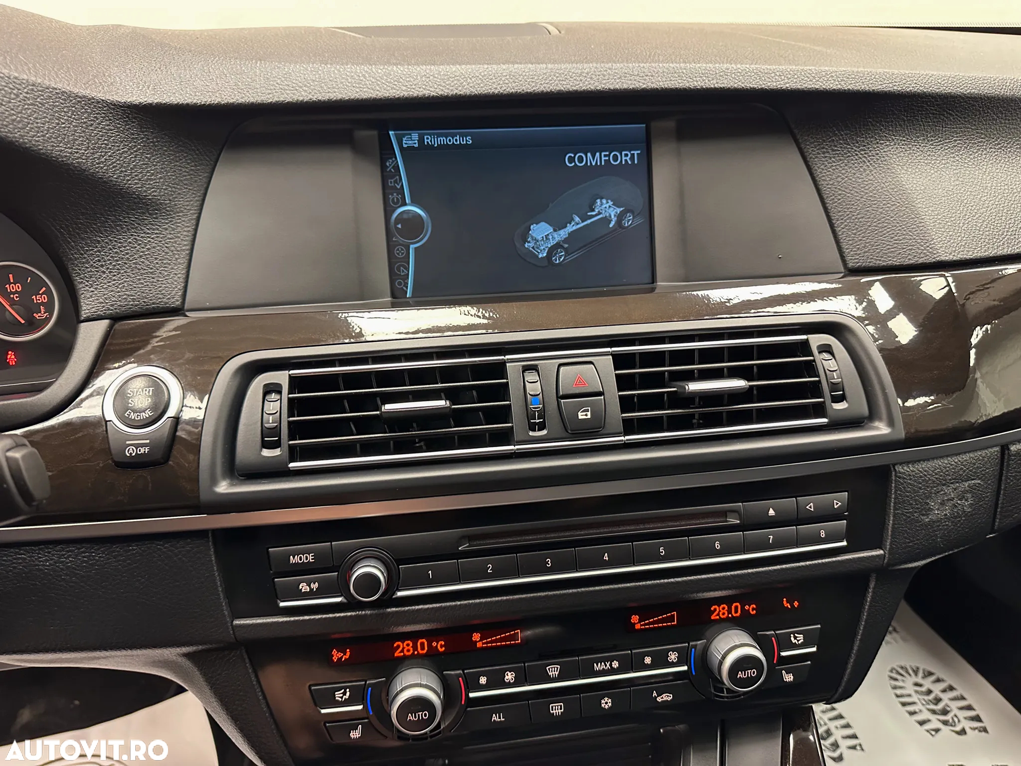 BMW Seria 5 520d Touring - 30