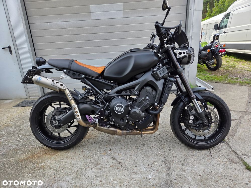 Yamaha XSR - 1
