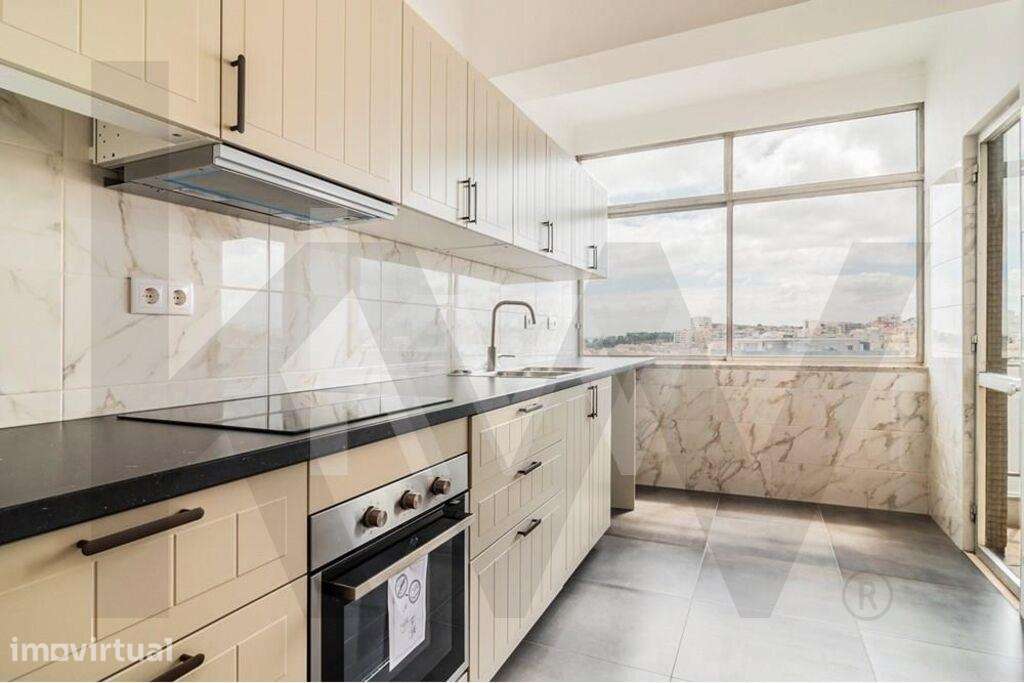 T1 Remodelado na Cova da Piedade – Vista Cidade e Rio - Grande imagem: 4/16