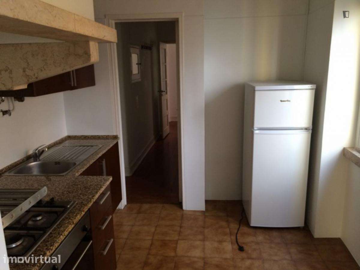 Quarto - localizado em Arroios Lisbon - Grande imagem: 2/6