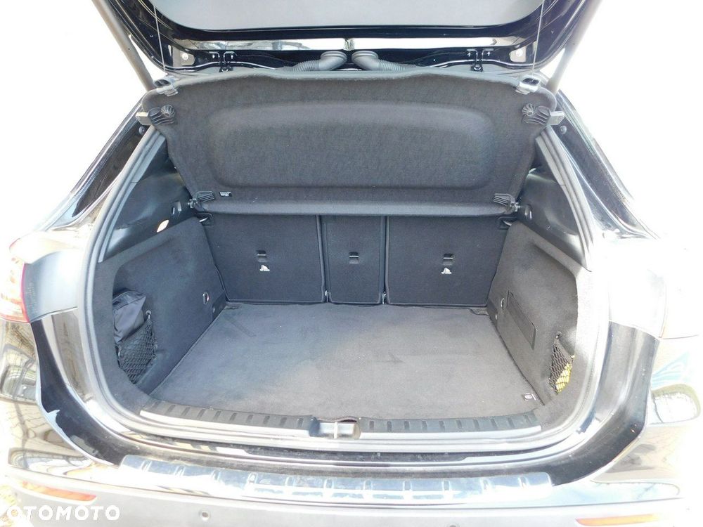 Mercedes-Benz GLA - 19