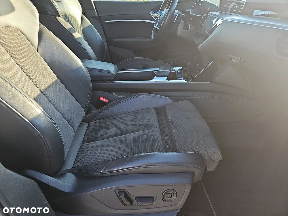 Audi e-tron 55 Quattro S Line - 20
