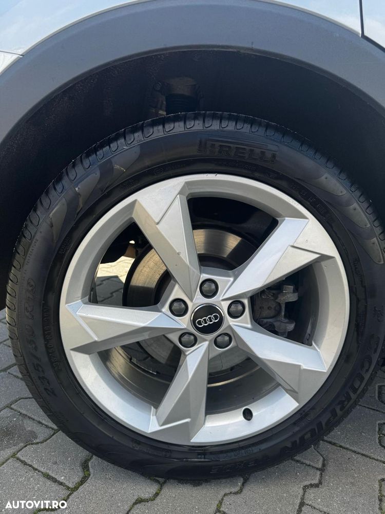 Audi Q3 2.0 40 TDI quattro S tronic Basic - 10