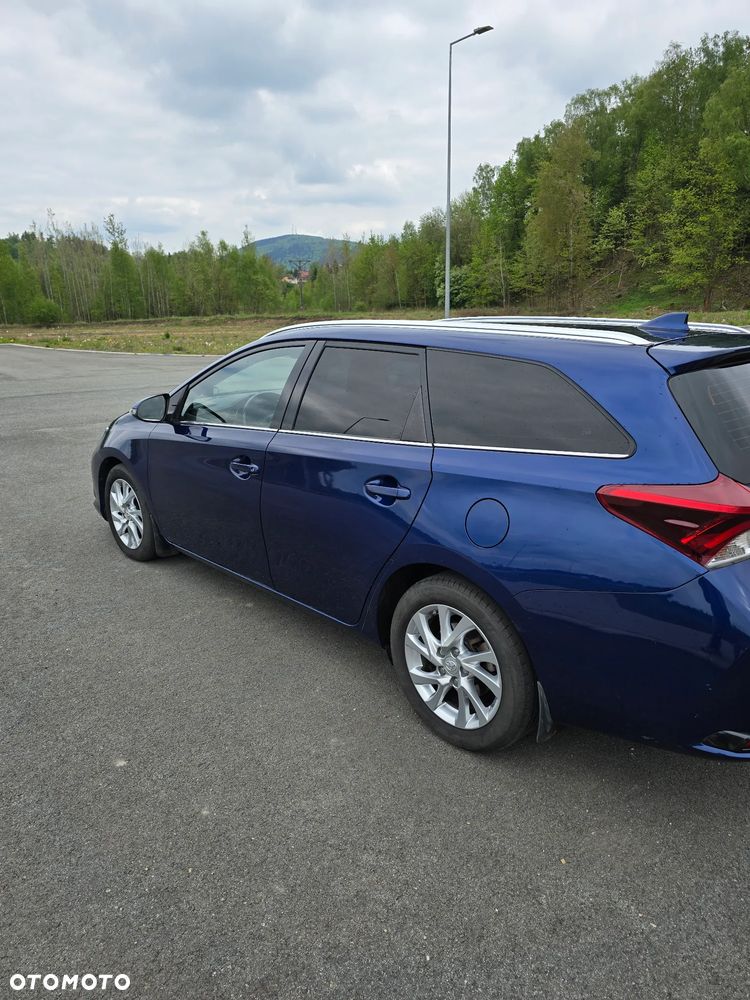 Toyota Auris 1.4 D-4D Comfort - 3