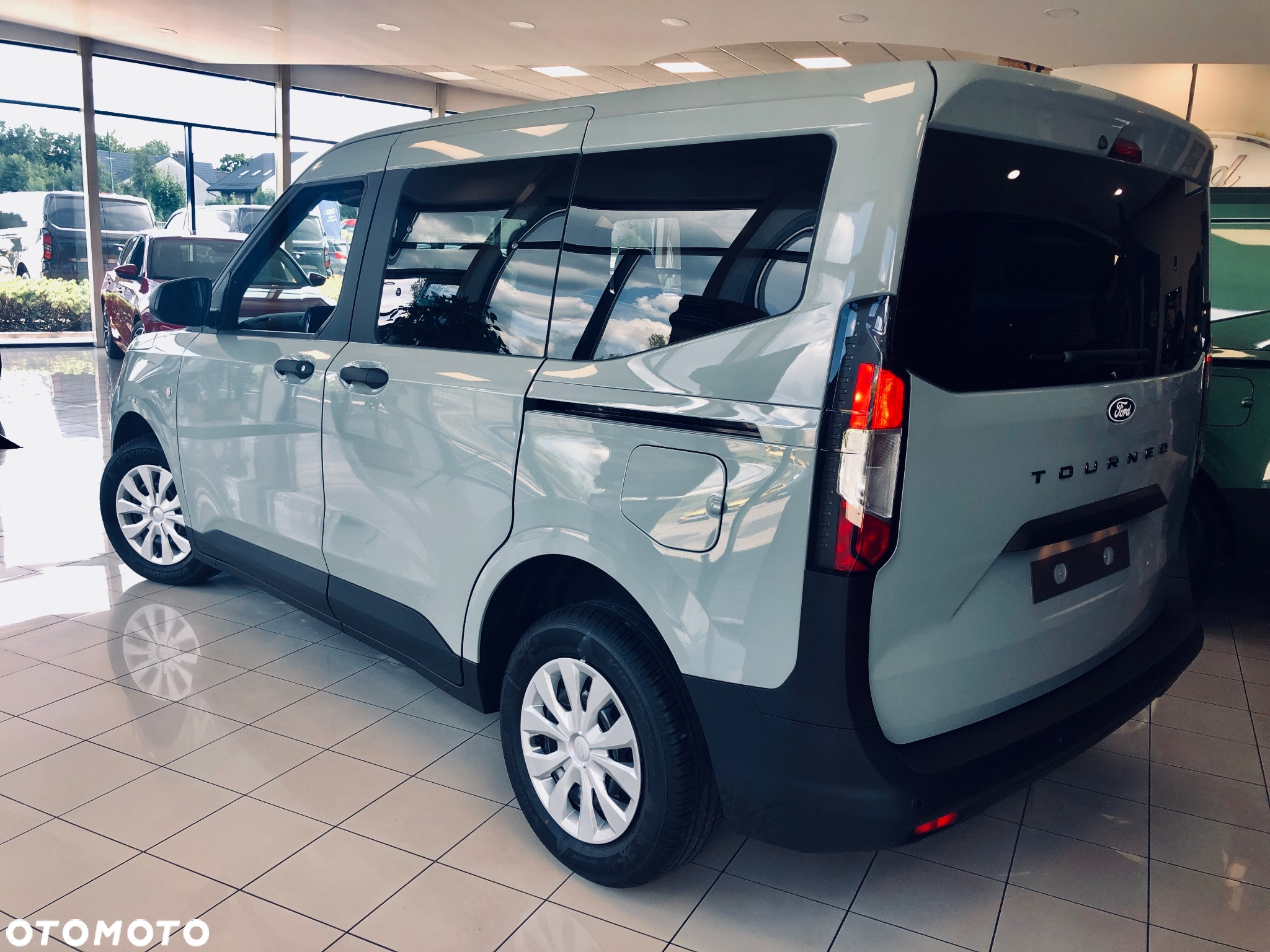 Ford Tourneo Courier 1.0 EcoBoost Trend - 5