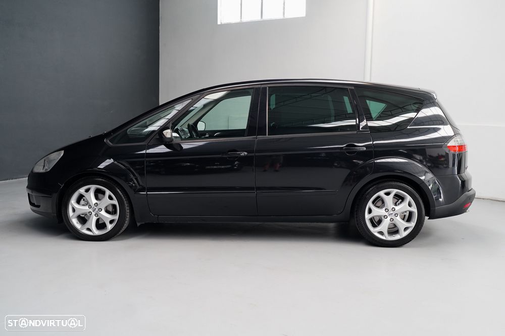 Ford S-Max 1.8 TDCi Titanium 7L - 26