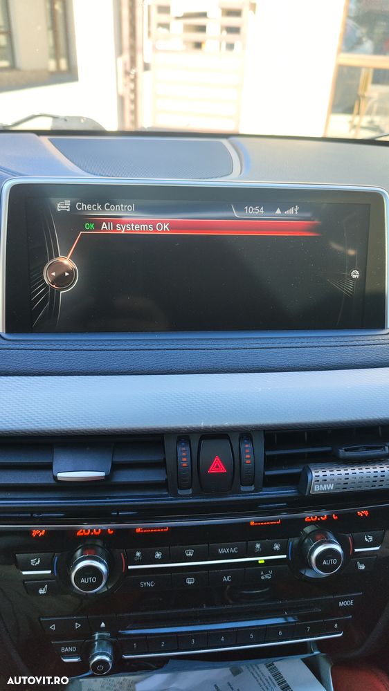 BMW X6 xDrive35i - 11