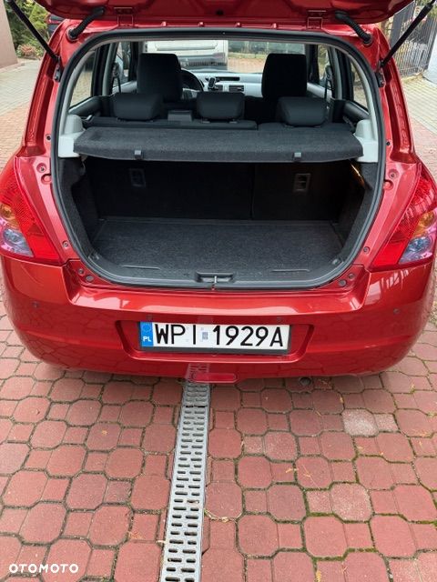 Suzuki Swift 1.3 Sakura - 3