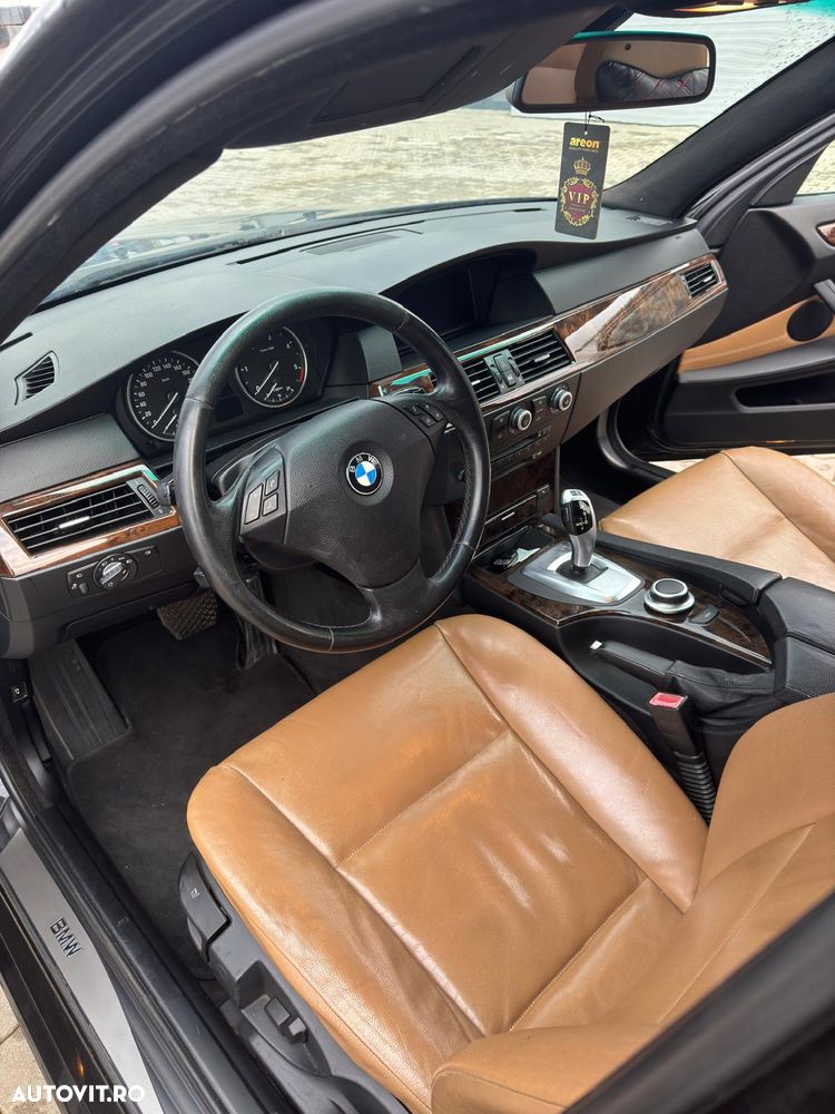 BMW Seria 5 530xd Aut. - 13