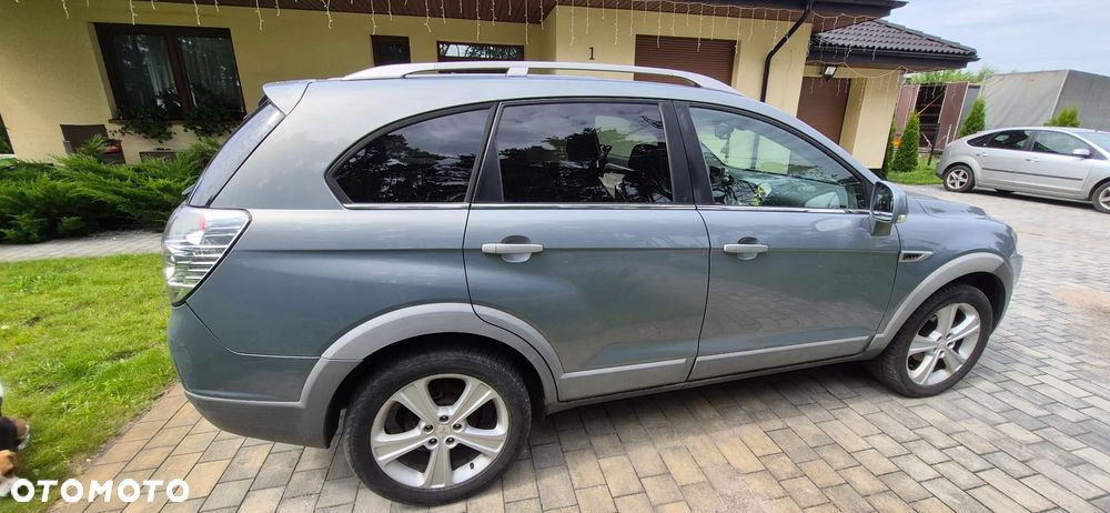 Chevrolet Captiva 2.2 D LTZ - 6