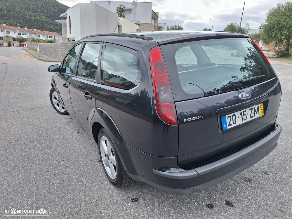 Ford Focus SW 1.6 TDCi Titanium - 12