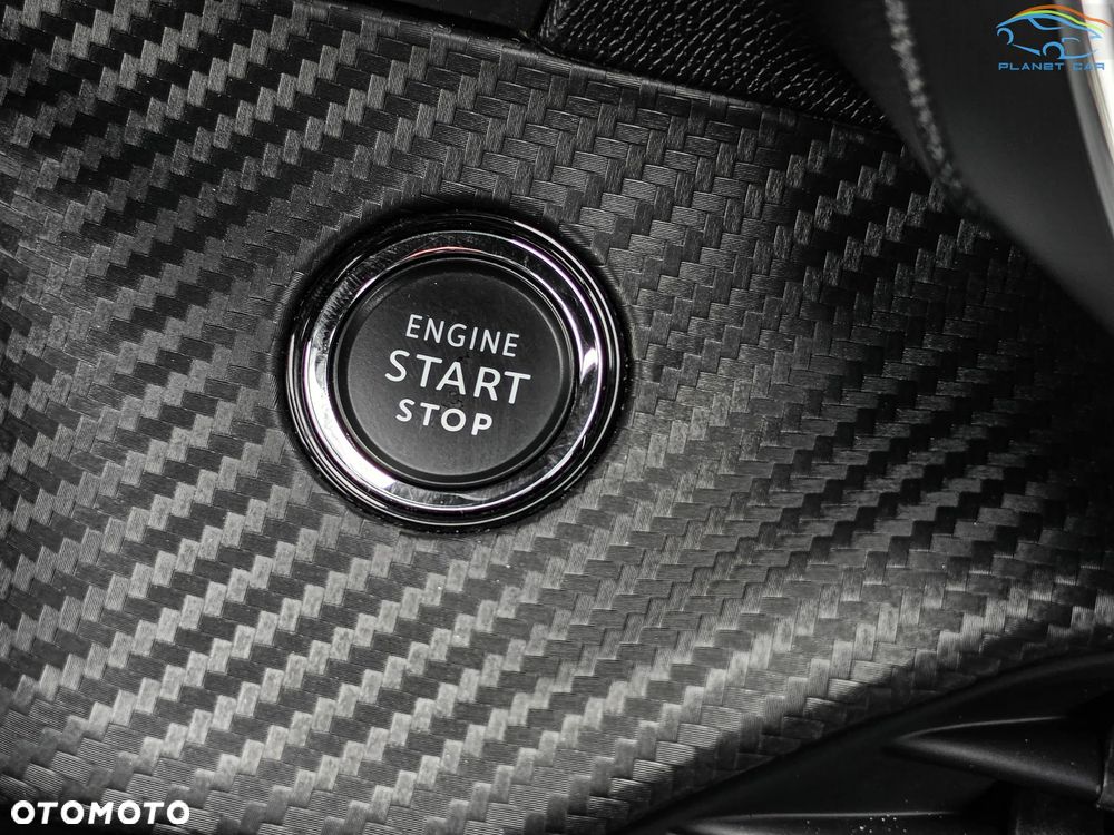 Peugeot 2008 PureTech 130 EAT8 GT - 36