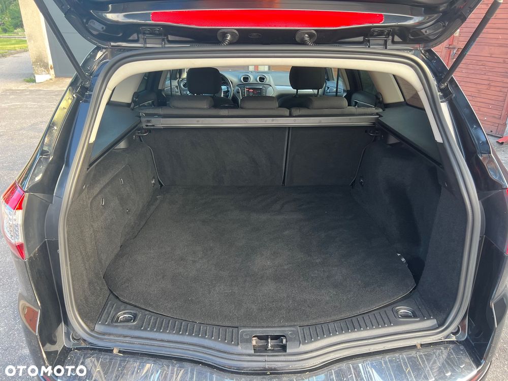 Ford Mondeo 2.0 TDCi Titanium - 11
