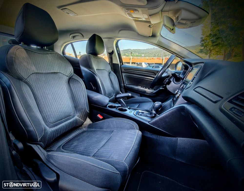 Renault Mégane 1.5 Blue dCi GT Line EDC - 7