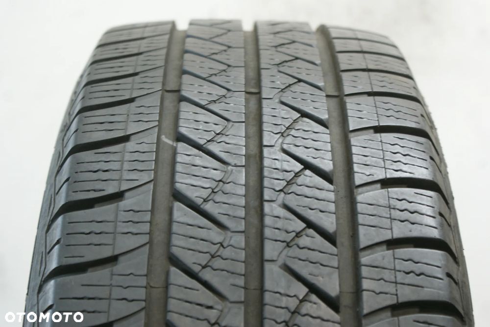 215/65R16C GOODYEAR VECTOR 4SEASONS CARGO , 7mm A10174 - 1