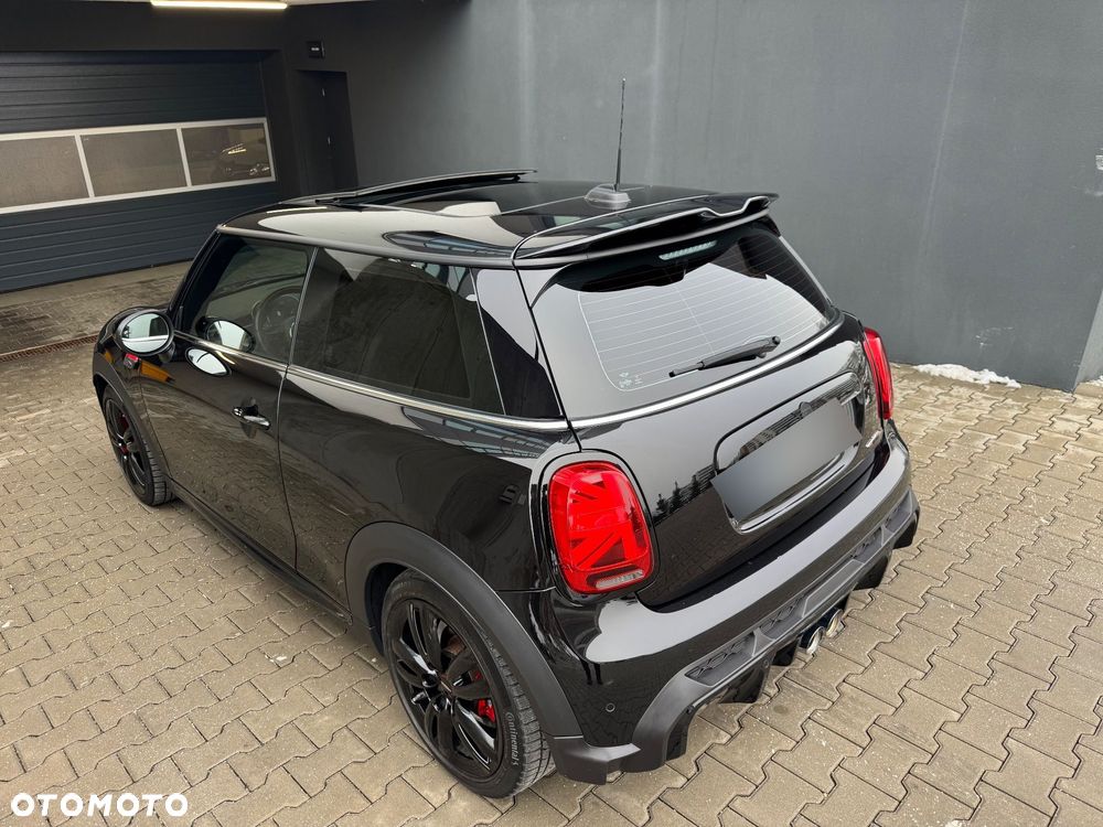 MINI John Cooper Works - 5