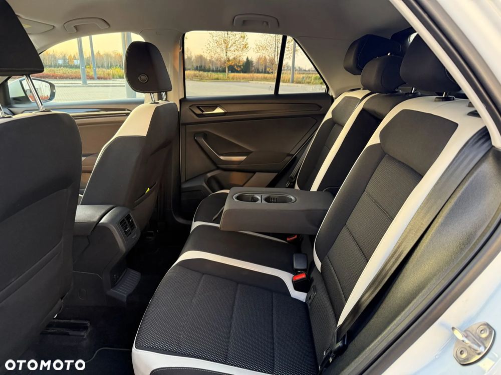 Volkswagen T-Roc 1.5 TSI ACT Premium - 14