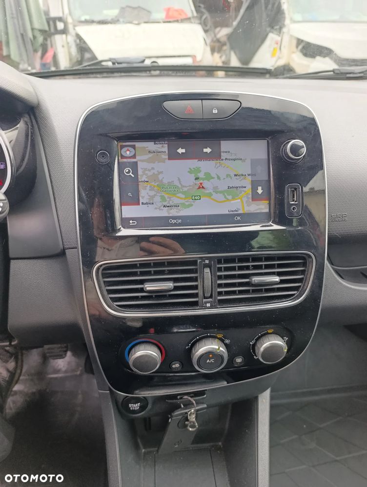 Renault Clio - 35