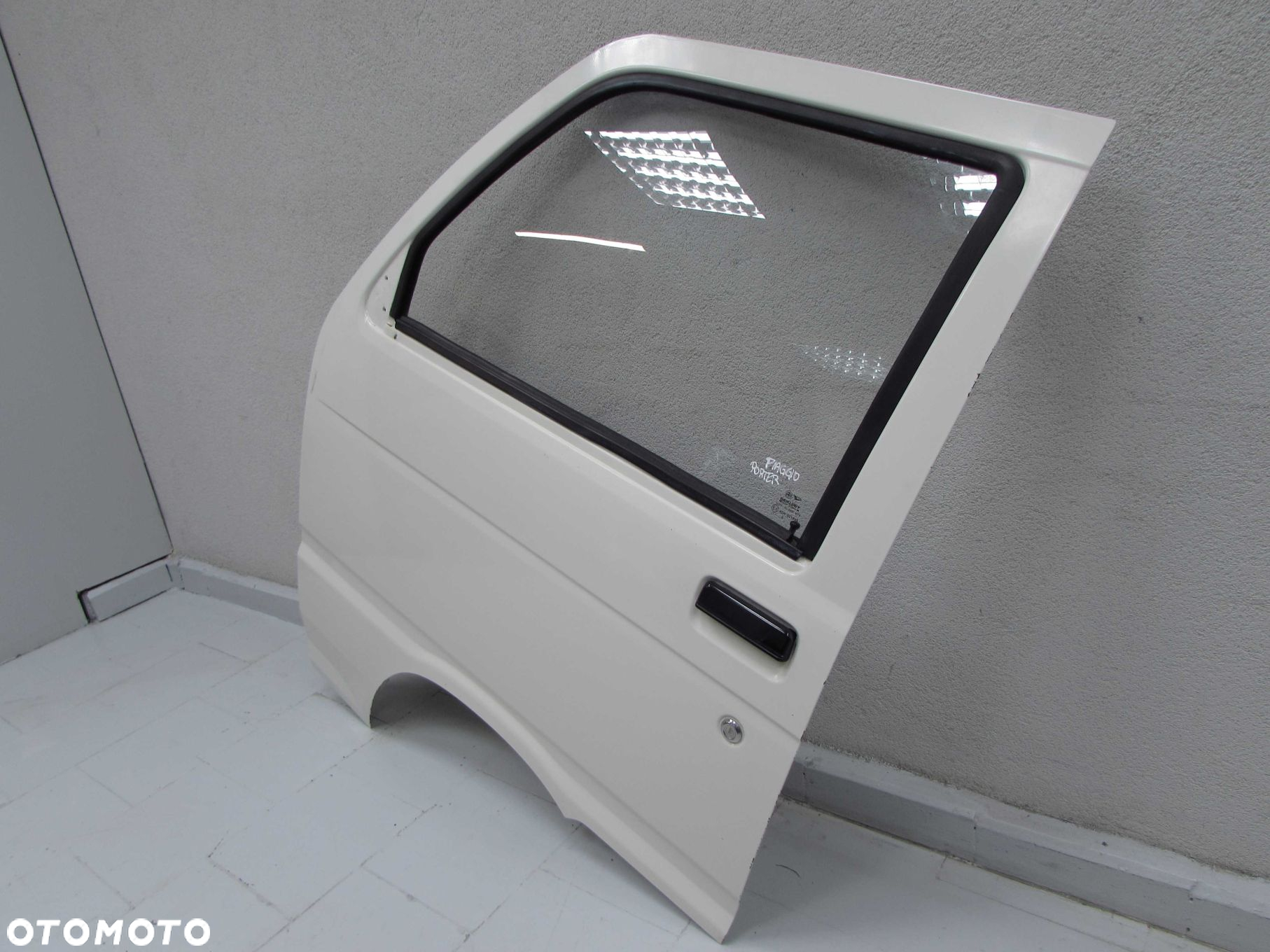 PIAGGIO PORTER QUARGO PFAU 98- DRZWI LEWE PRZOD KPL - 2