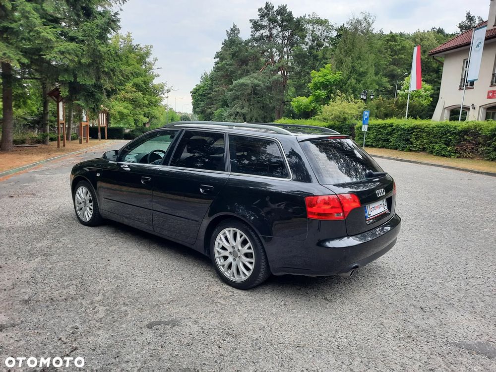 Audi A4 Avant - 11