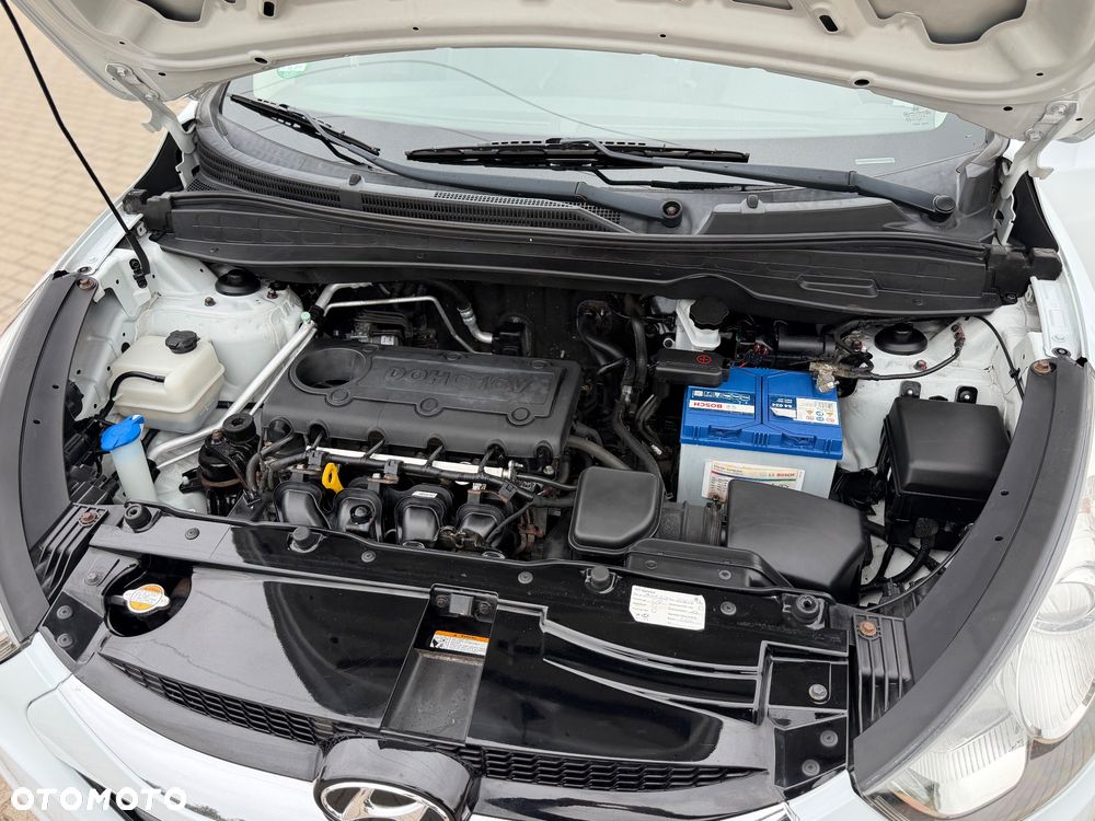 Hyundai ix35 2.0 4WD Automatik Premium - 9